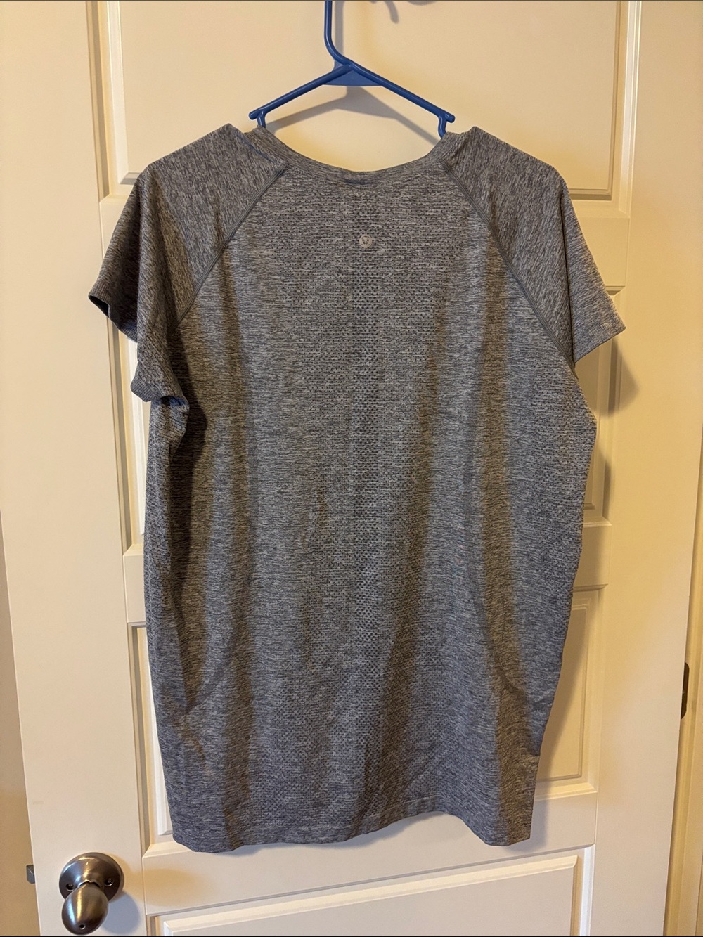 lululemon swiftly tech Gray Short Sleeve Tee with Auburn Logo - Picture 2 of 3